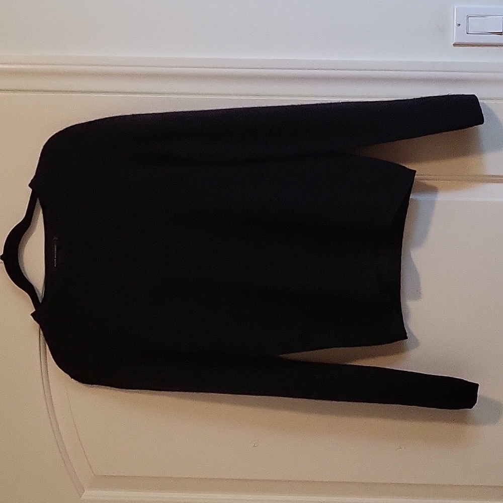 Club Monaco- dark wine crewneck sweater